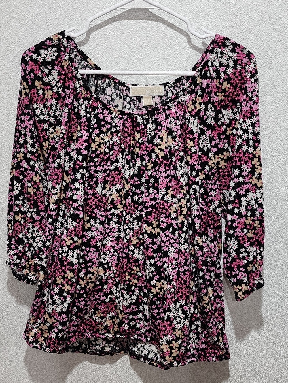 Michael Kors Ditsy Floral Top Size 2X Pink Elastic Cuffs and Hem Cotton Modal